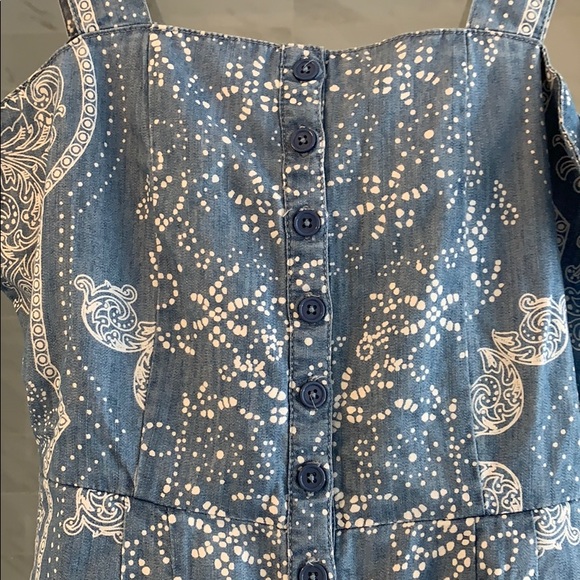 Denim romper with peep hole back - Picture 5 of 9